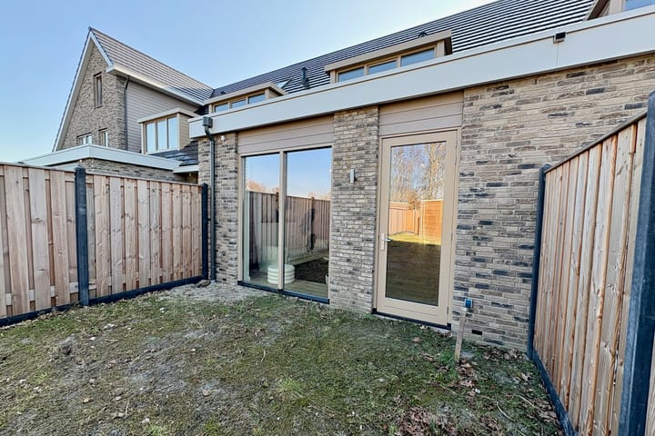 Foto 11 van Gerbrant Meussweg 76