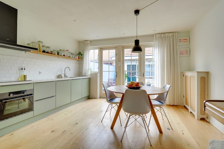 Foto 13 van F. Koolhovenstraat 11