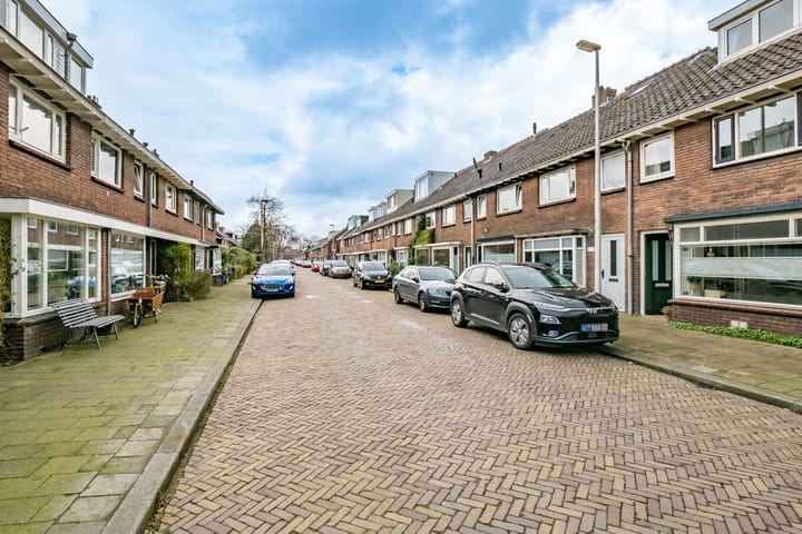 Foto 39 van F. Koolhovenstraat 11