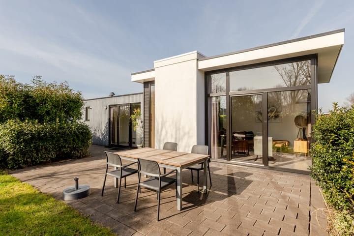 Foto 1 van Zuiderweg 2-R0101