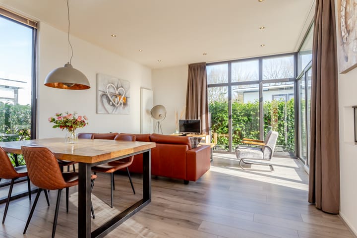 Foto 3 van Zuiderweg 2-R0101