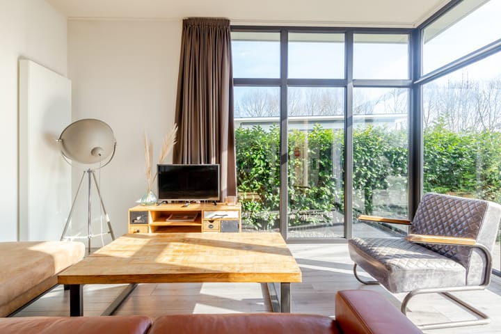 Foto 5 van Zuiderweg 2-R0101