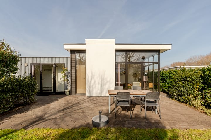 Foto 20 van Zuiderweg 2-R0101