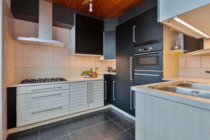 Foto 12 van Roostenlaan 278