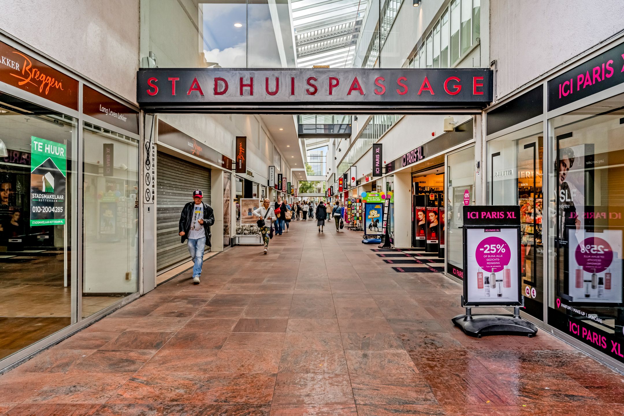 Photo 18 of Uitstraat 173