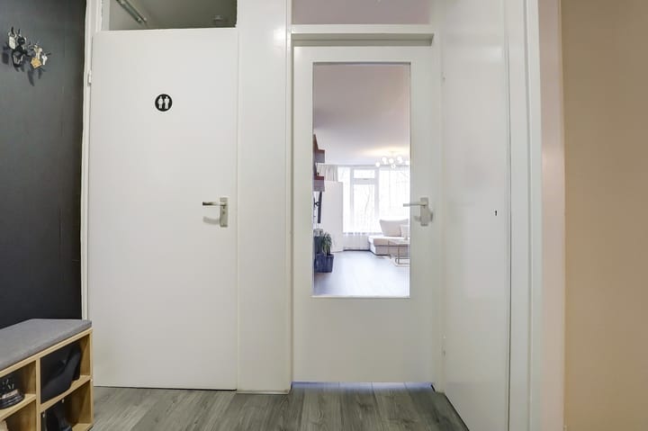 Photo 10 of Alexanderstraat 93