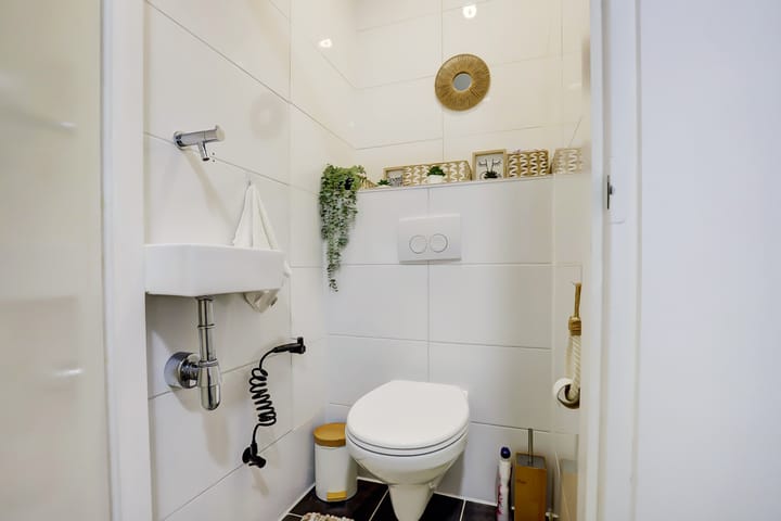 Photo 11 of Alexanderstraat 93