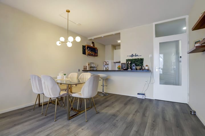 Photo 16 of Alexanderstraat 93