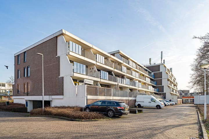 Foto 9 van Hannie Schaftrode 48