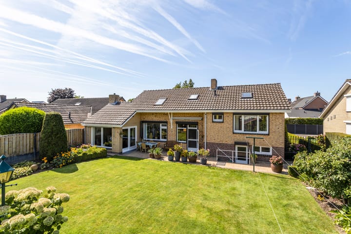 Photo 3 of Brigittastraat 12