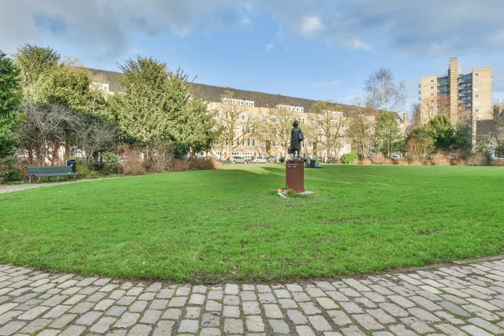 Photo 41 of Vechtstraat 134-H