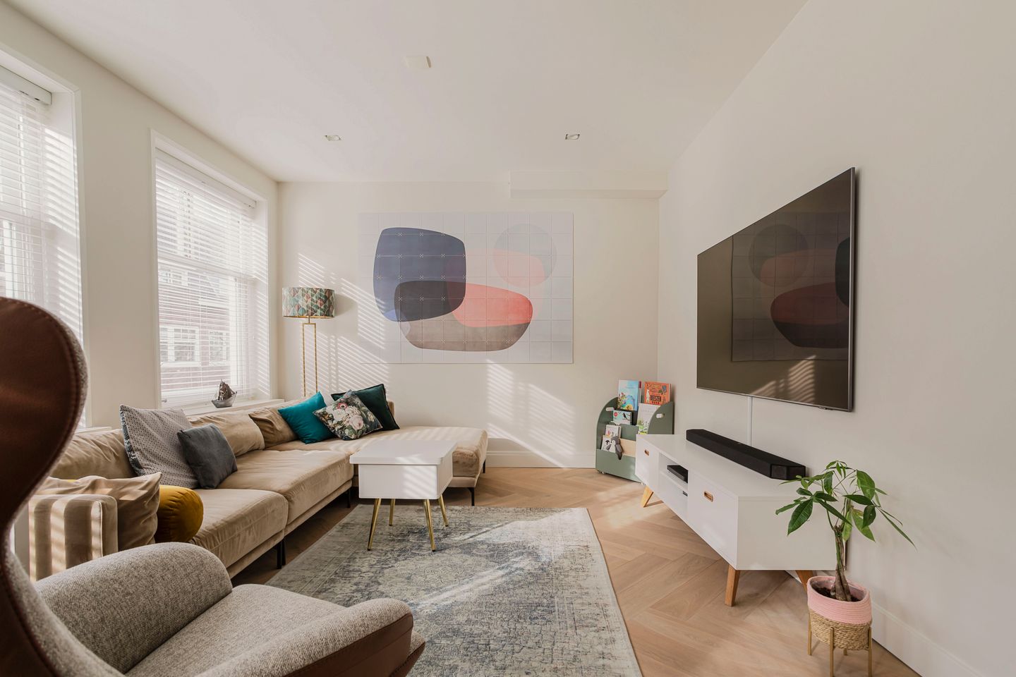 Photo 5 of Diezestraat 27-2