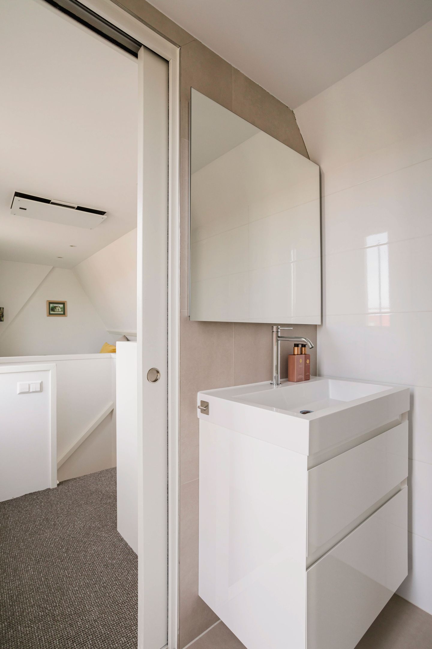 Photo 35 of Diezestraat 27-2