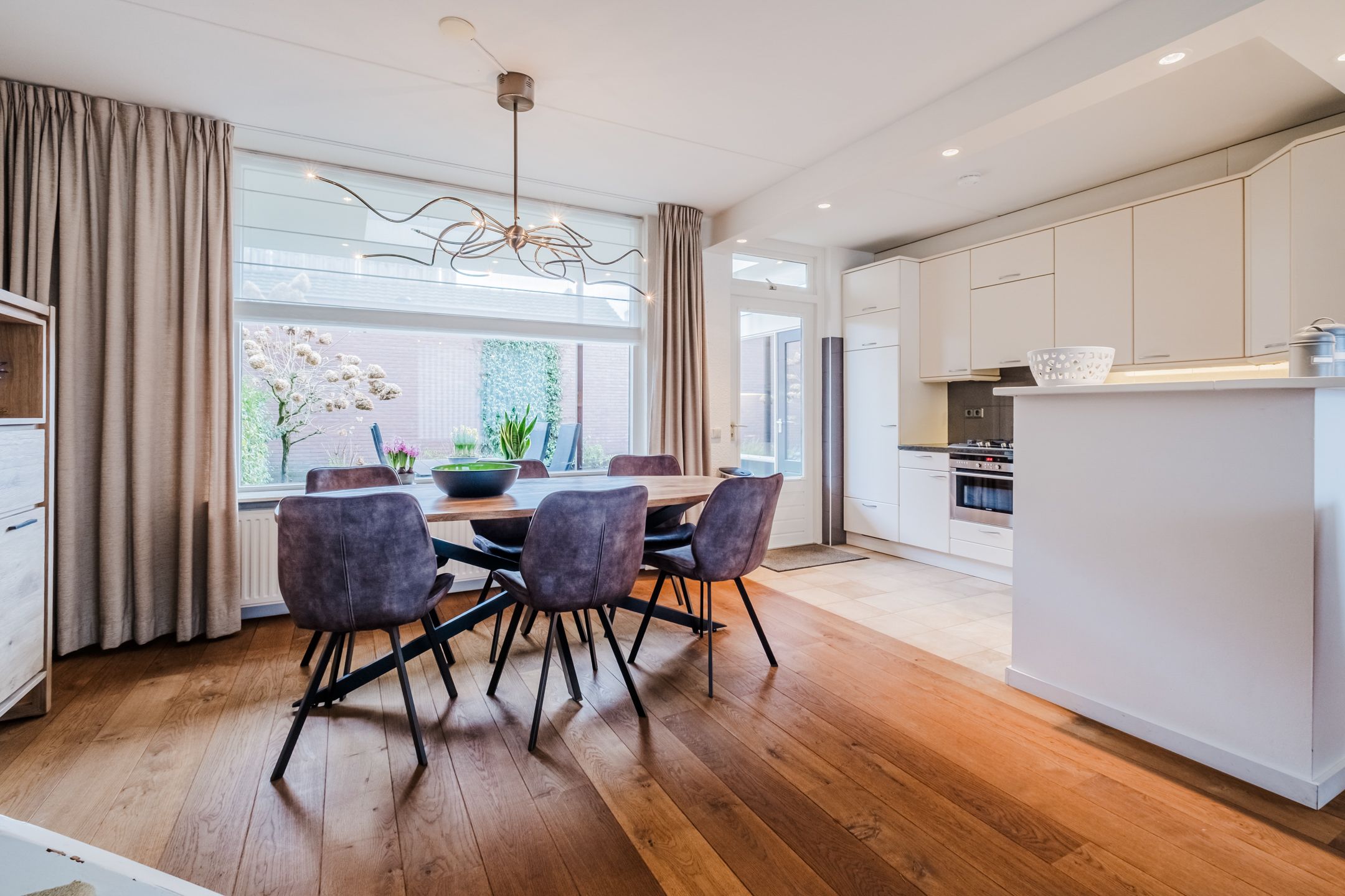 Photo 9 of Oude Postelseweg 6-A