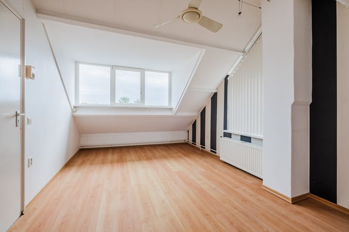 Foto 24 van Oude Postelseweg 6-A