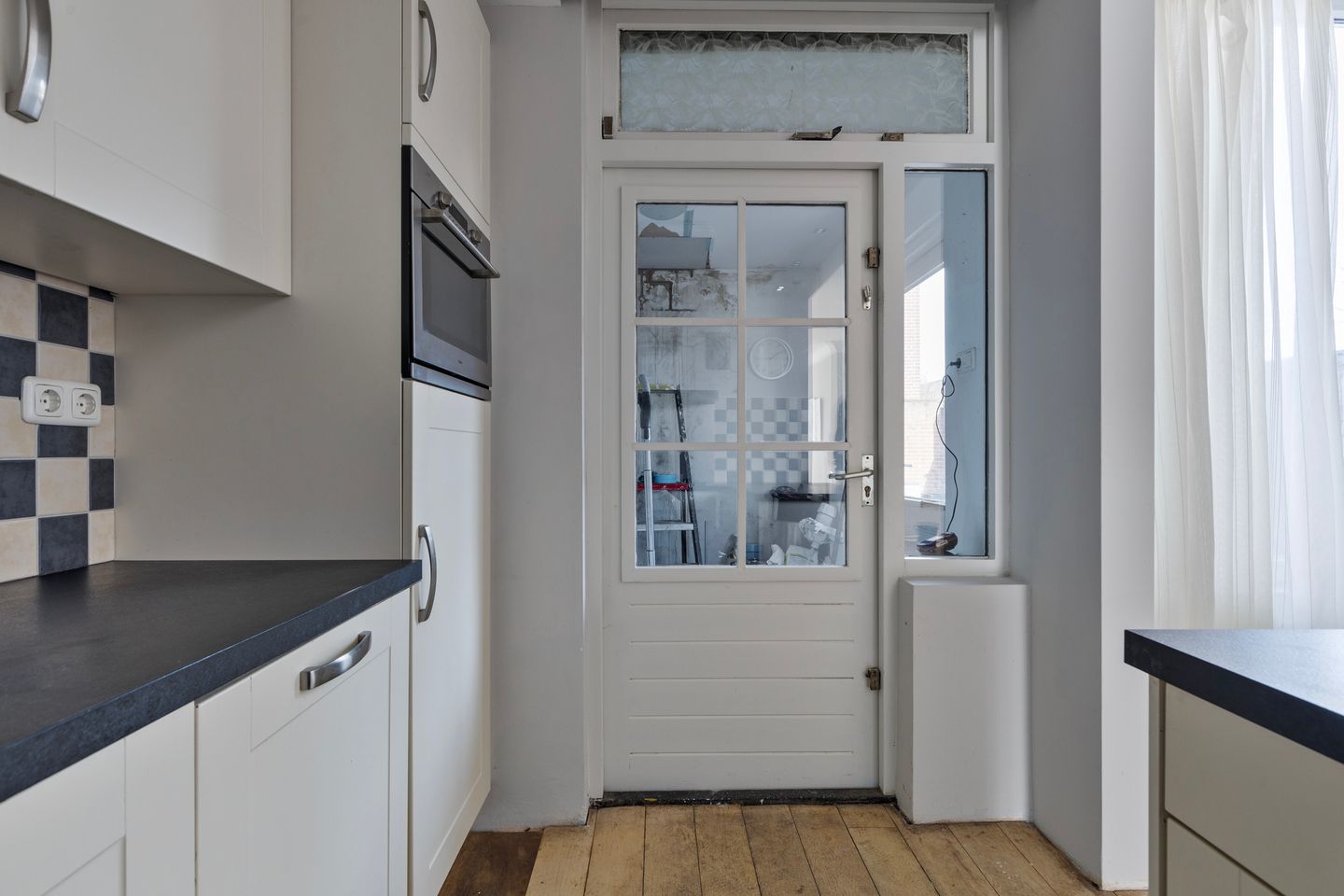 Photo 14 of Utrechtstraat 1