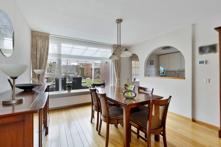 Foto 11 van Albert Schweitzerstraat 37