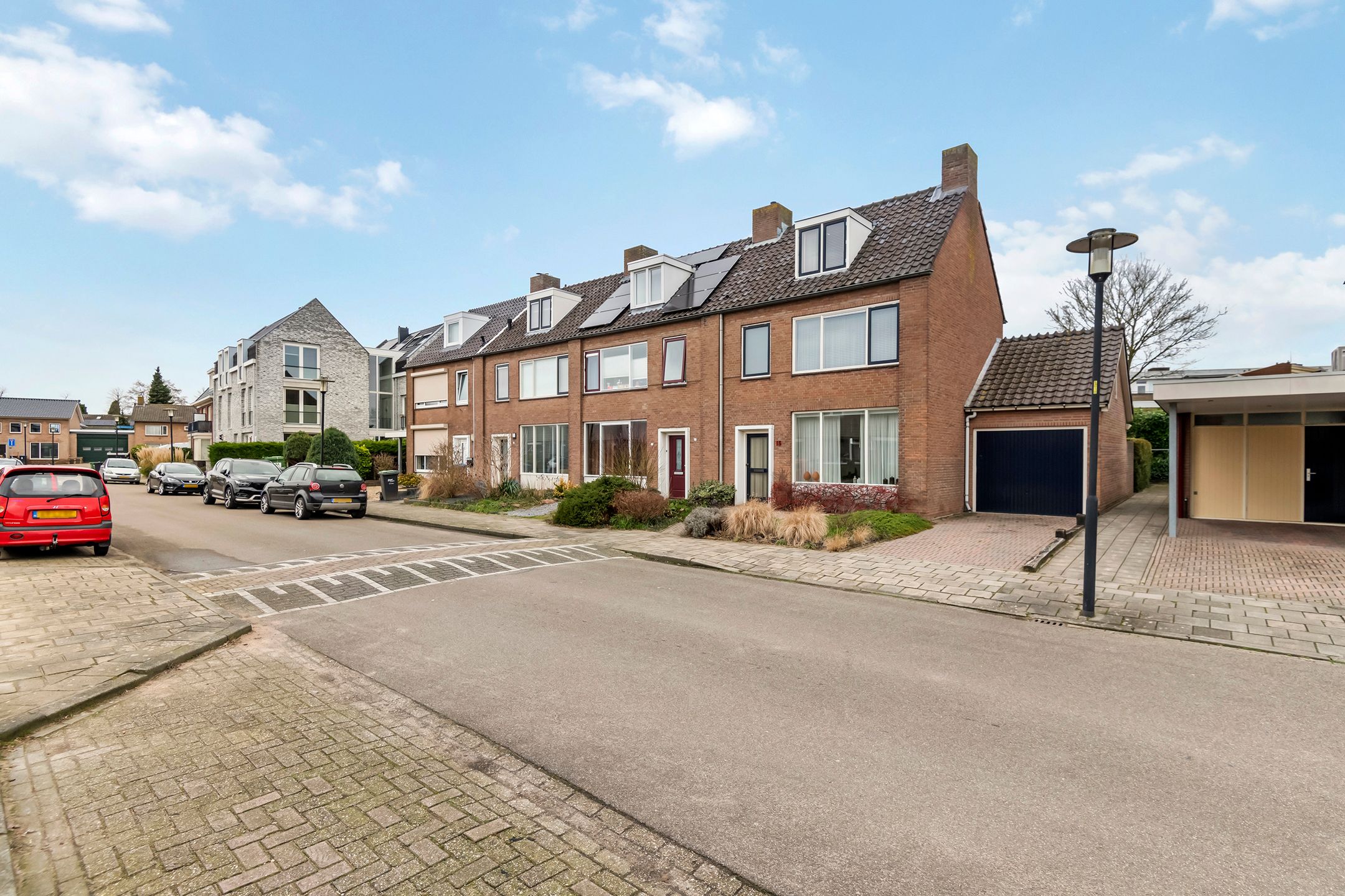 Foto 33 van Irenestraat 15