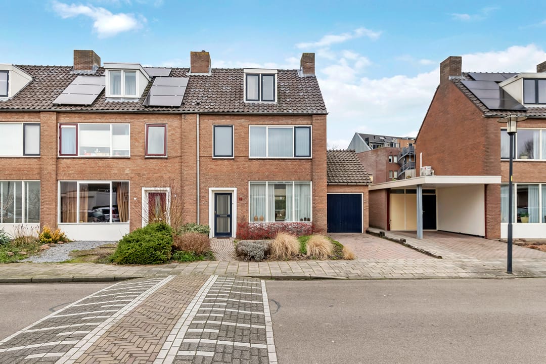 Foto 32 van Irenestraat 15