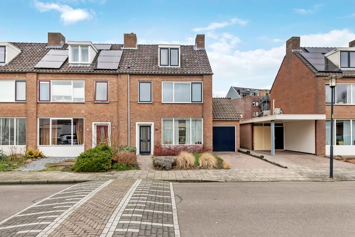 Foto 32 van Irenestraat 15