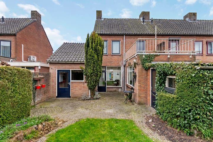 Foto 26 van Irenestraat 15