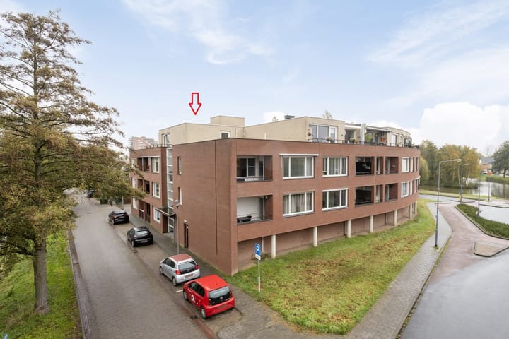 Foto 1 van Schout van Raesfeltstraat 57