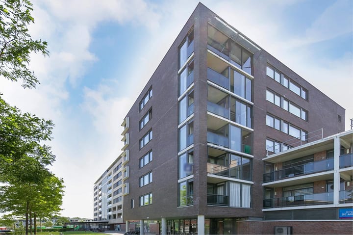 Lasserstraat 104
