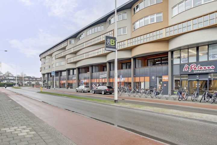 Oosterweezenstraat 325