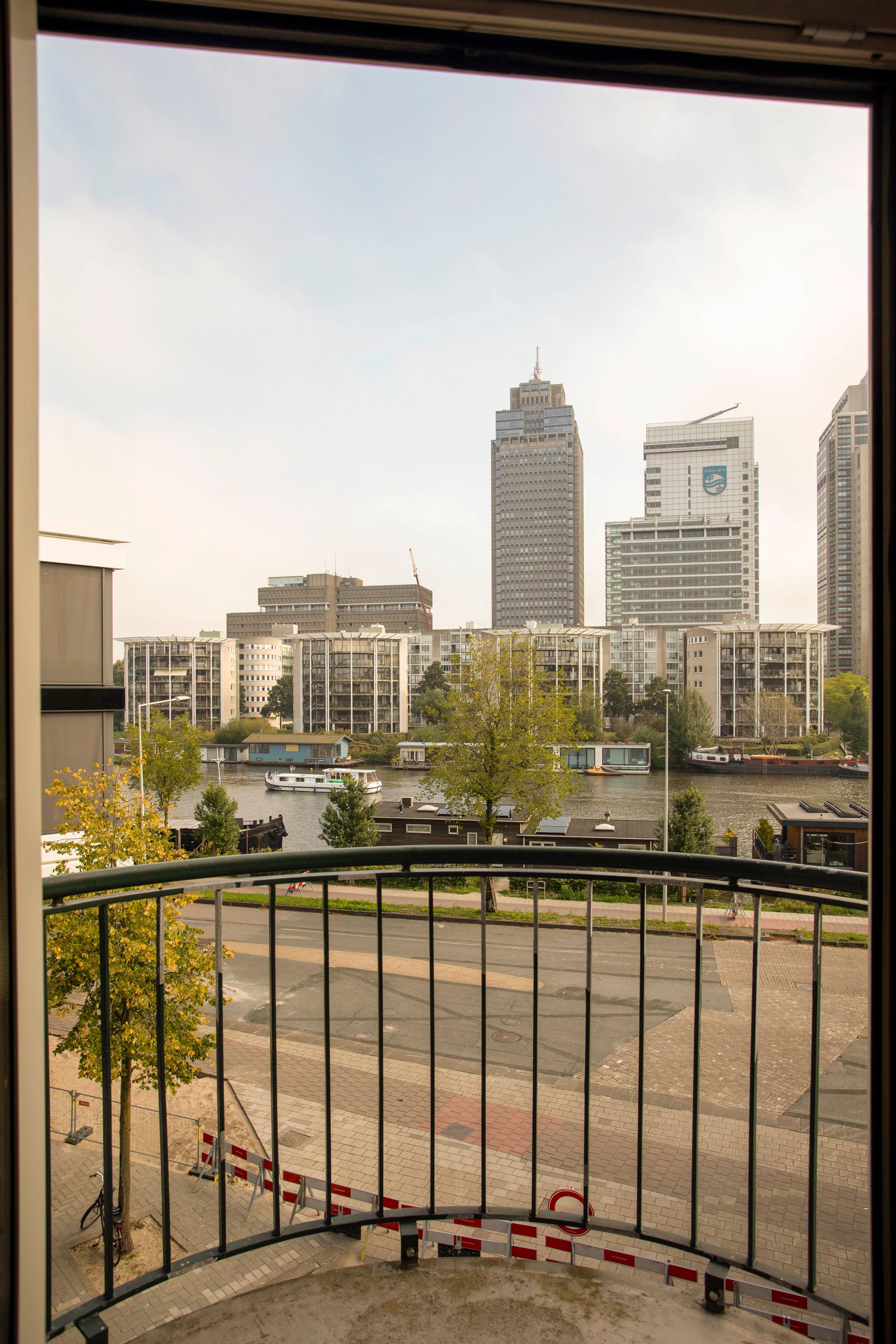 Foto 6 van President Kennedylaan 2-3