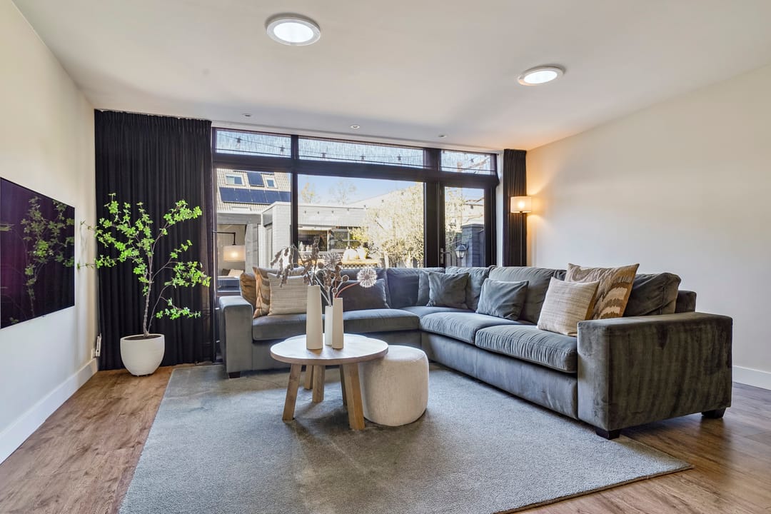 Foto 2 van Tjalkhof 18