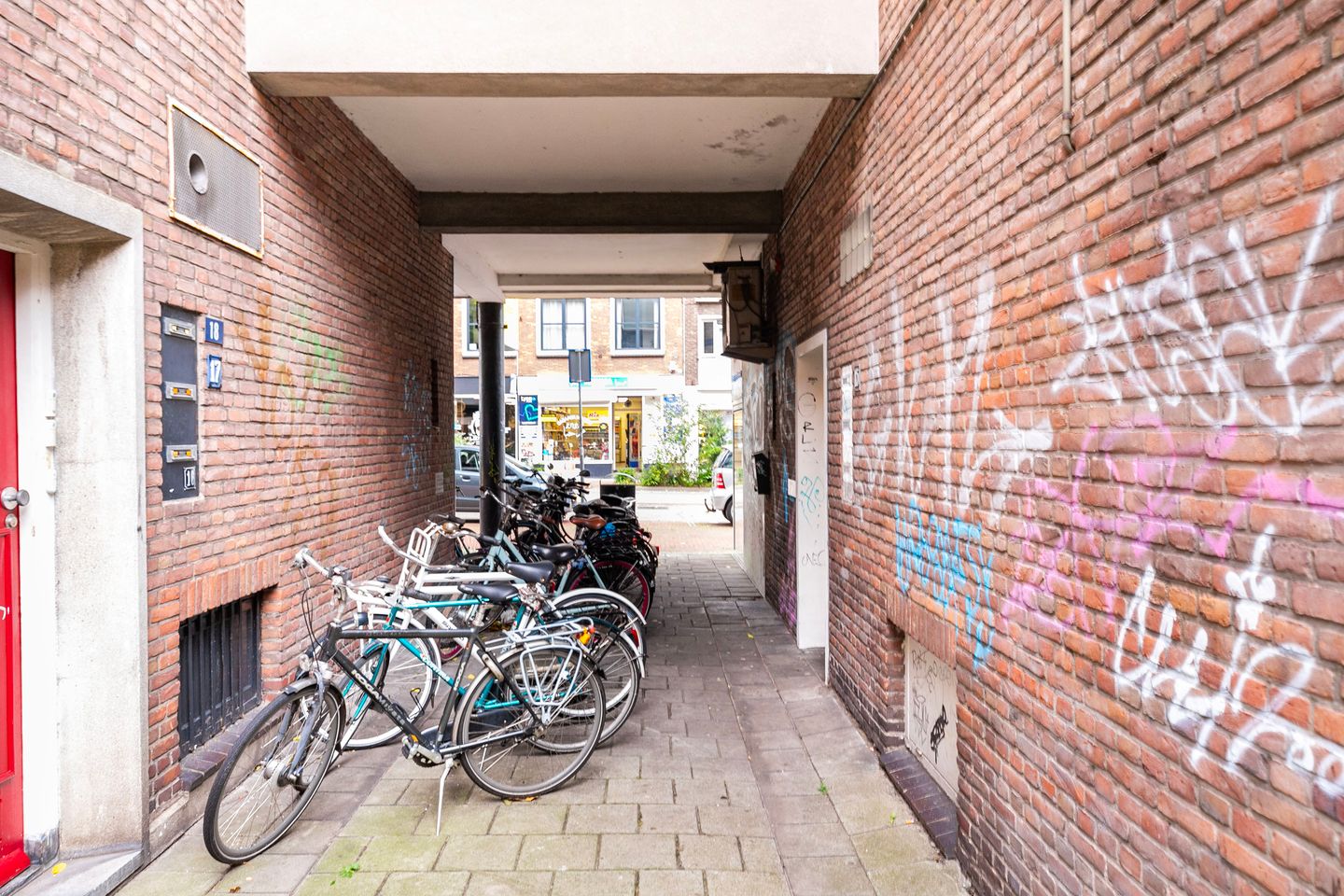 Foto 19 van Bloemenburgerhof 15