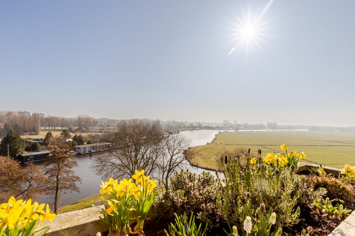 Foto 2 van Bartoklaan 106