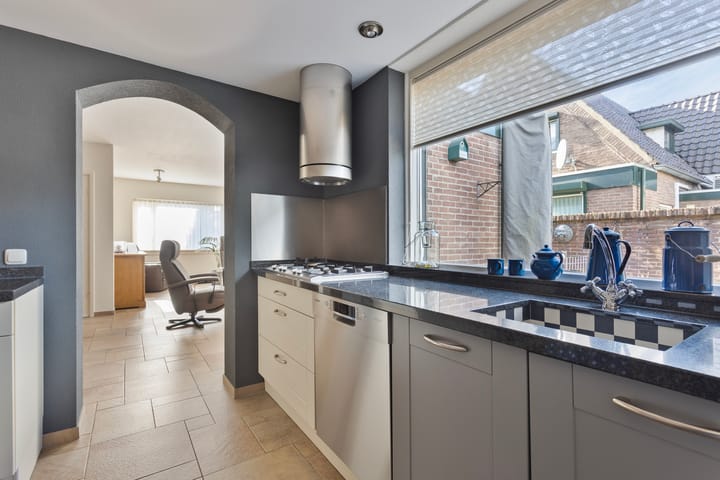 Foto 10 van Leemweg 39