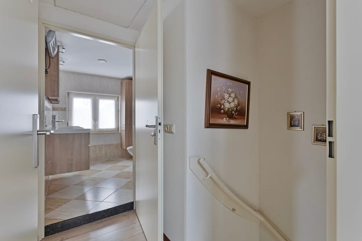 Foto 15 van Leemweg 39