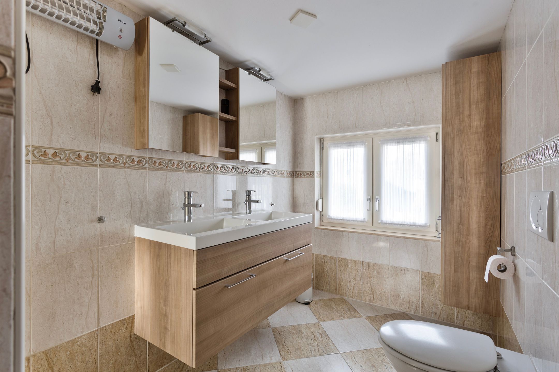 Foto 18 van Leemweg 39