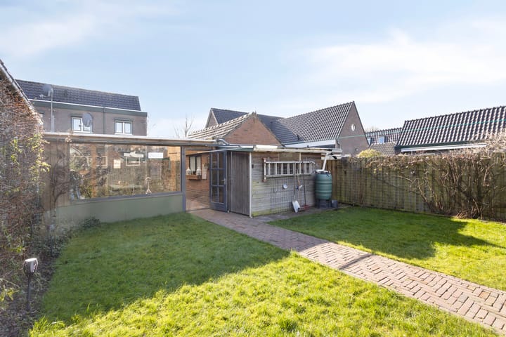 Foto 26 van Leemweg 39