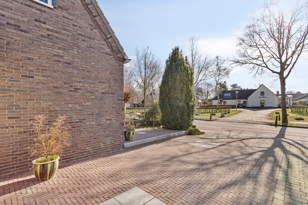 Foto 28 van Leemweg 39