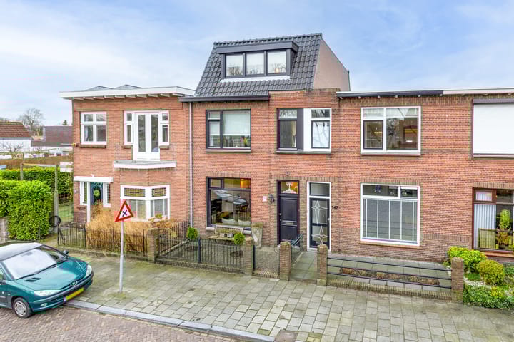 Foto 66 van Valkenierslaan 145