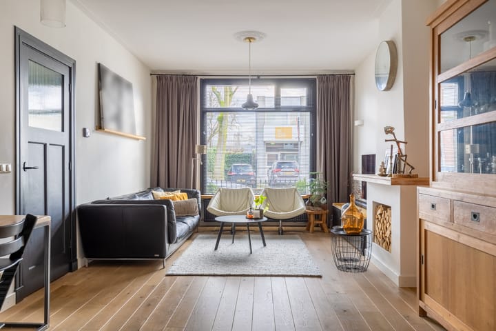 Foto 16 van Valkenierslaan 145