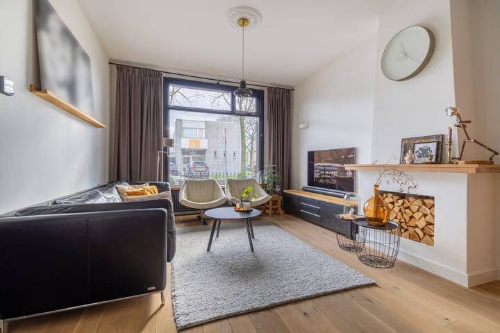 Foto 17 van Valkenierslaan 145