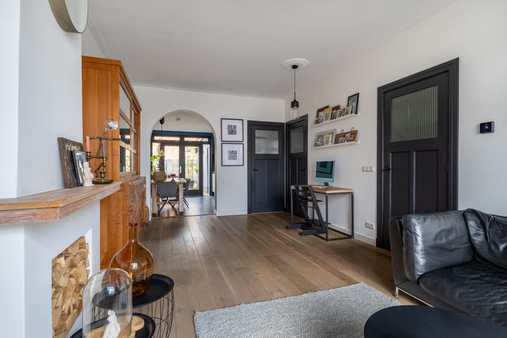 Foto 19 van Valkenierslaan 145