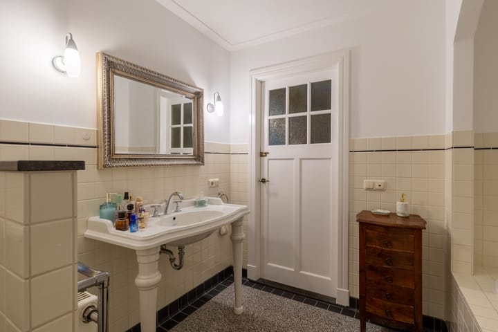 Foto 44 van Valkenierslaan 145