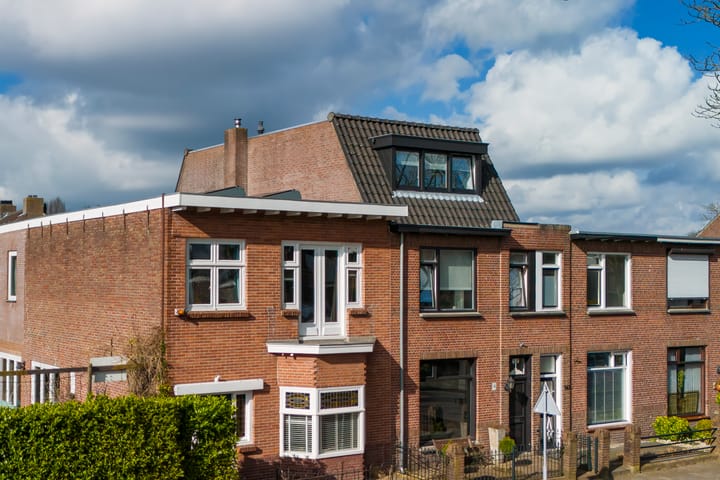 Foto 10 van Valkenierslaan 145