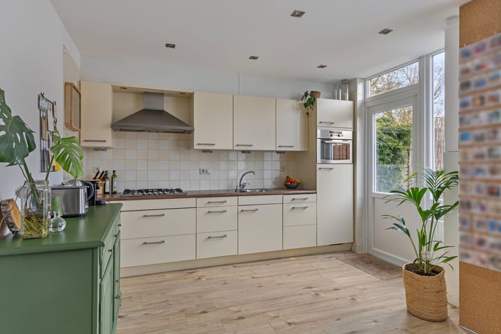 Foto 8 van Ranonkelstraat 75