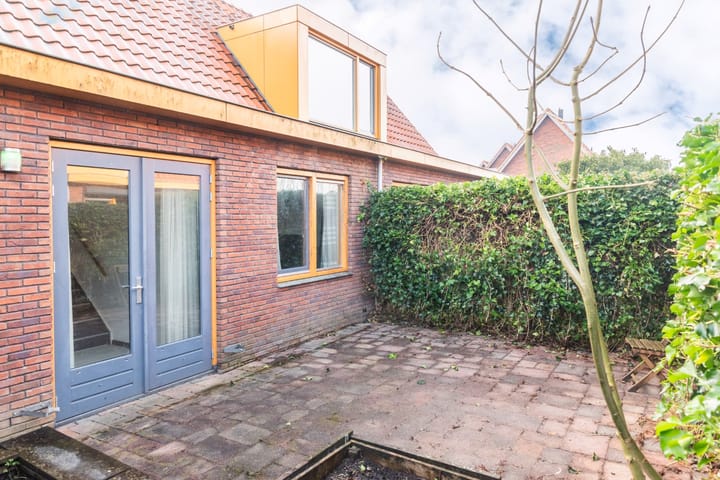 Foto 28 van Johannes Vermeerstraat 16