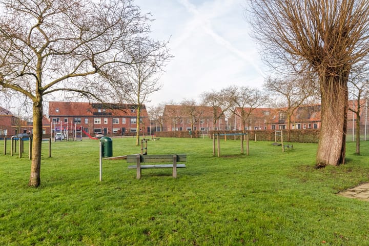 Foto 47 van Johannes Vermeerstraat 16