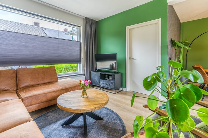 Foto 6 van Leliestraat 8