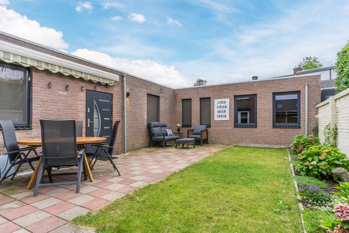 Foto 35 van Leliestraat 8