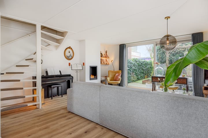 Foto 8 van Schout van Vertaingstraat 11