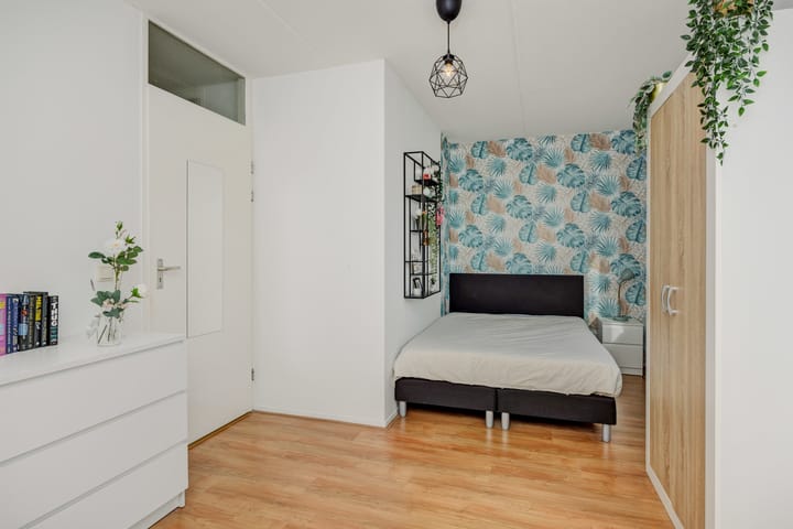 Foto 24 van Schout van Vertaingstraat 11